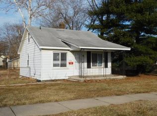5856 Wilkie St, Taylor, MI 48180