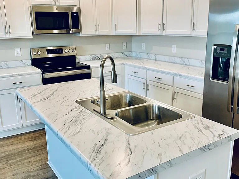 310 S Stingray Ln — Photo 4