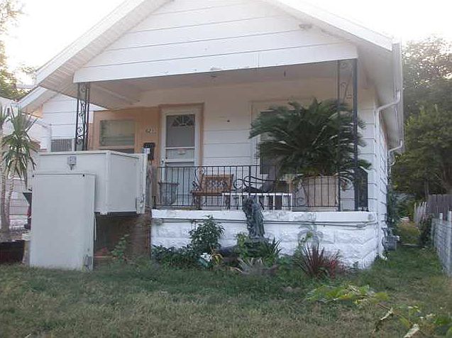 2nd image of 621 S Lulu Ave
