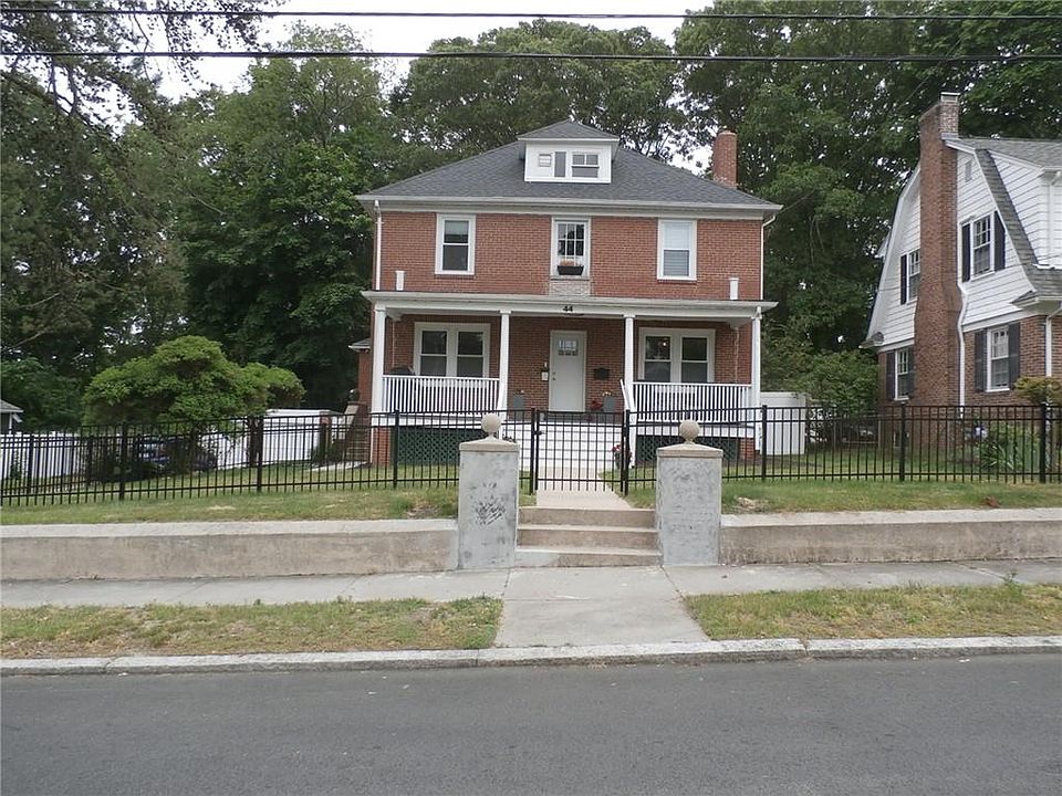 44 Basswood Ave, Providence, RI 02908 Zillow