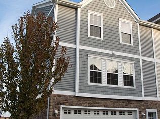 361 NE Sandalwood, Waukee, IA 50263
