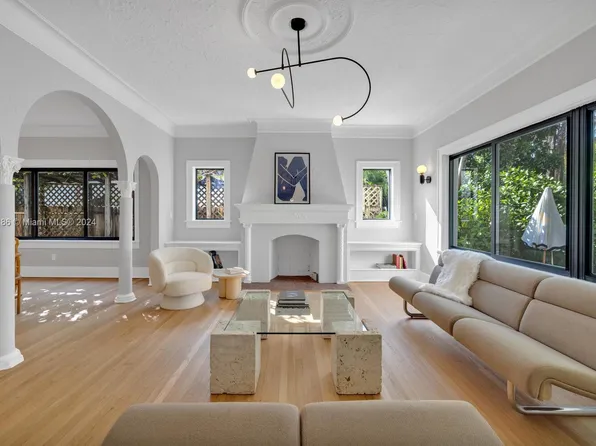 1600 SW 14th Ter, Miami, FL 33145