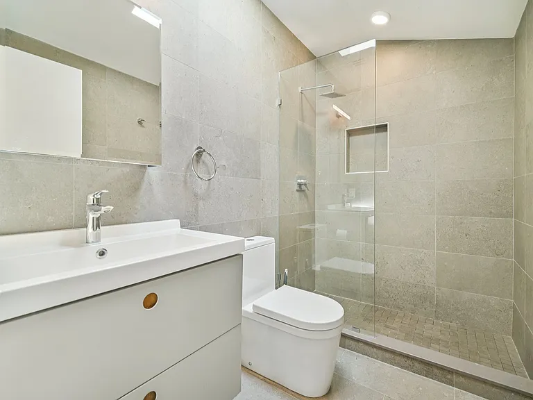 66B Henry Ave — Photo 20