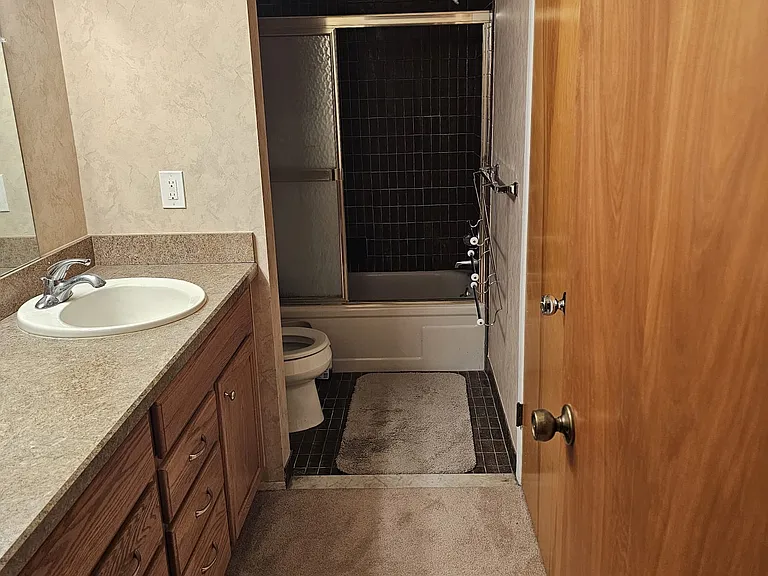 18305 University Park Dr — Photo 9