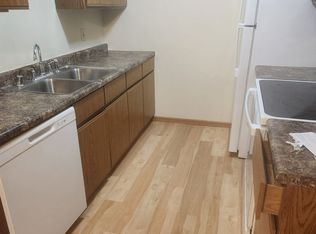 2125 Sylvan Way #4, West Bend, WI 53095