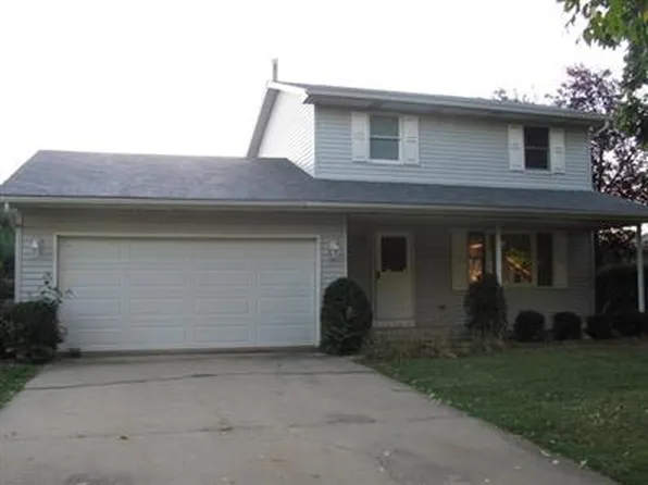 509 N Hawthorne Ln, Peotone, IL 60468