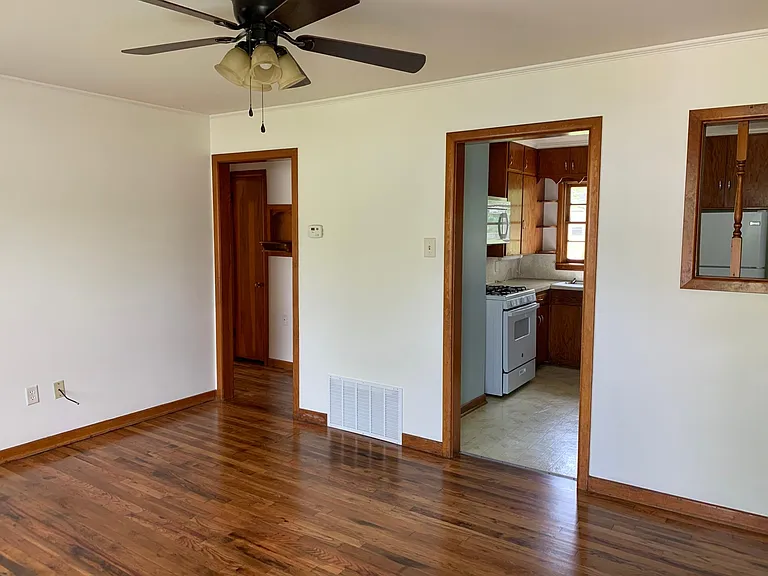 715 Jeanell St — Photo 3