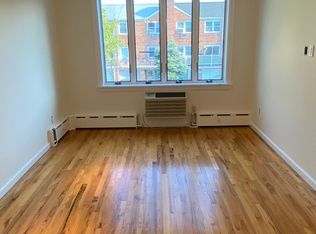 14437 25th Rd #2, Flushing, NY 11354
