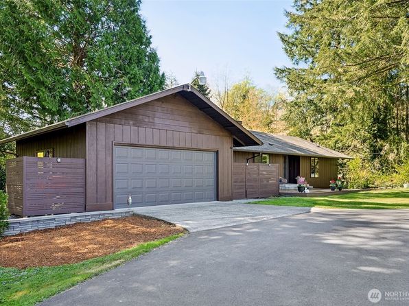 4749 Pleasant Glade Road NE, Olympia, WA 98516