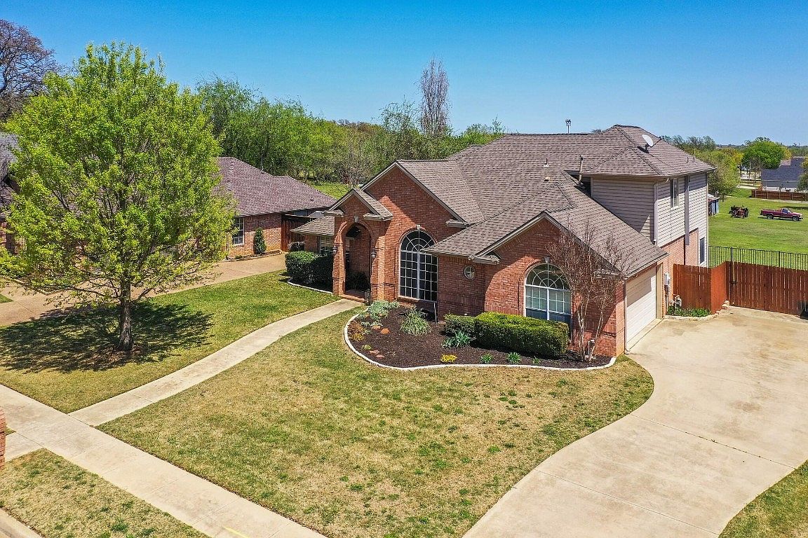 7660 Bridlewood Ct, North Richland Hills, TX 76182 Zillow
