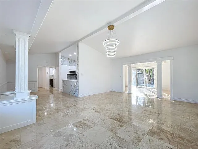 2836 NW 11th Ave — Photo 20