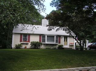7 Monahansett Rd, Mashpee, MA 02649
