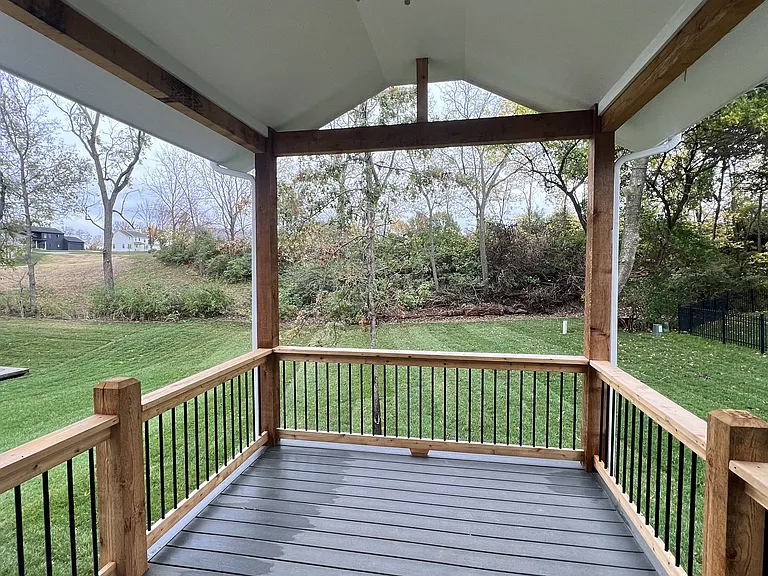 1533 SW Hedgewood Ln — Photo 18