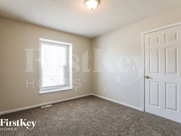 16306 Harris Ave — Photo 10