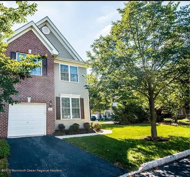 1st image of 227 Satinwood Dr