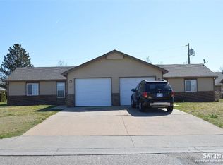 1405 Aylward Ave, Ellsworth, KS 67439