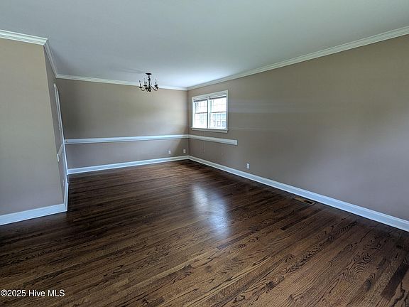 3rd image of 520 Charlotte Avenue