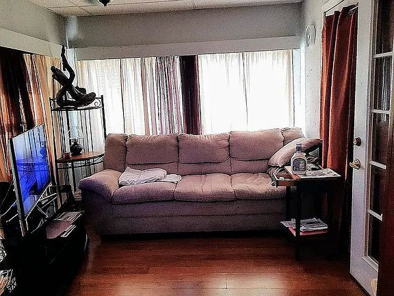 2nd image of 69 Andrews St