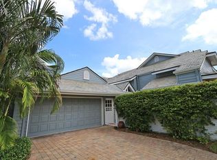 623 Bridgeway Ln, Naples, FL 34108