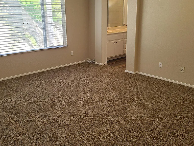 32380 Pensador St — Photo 13