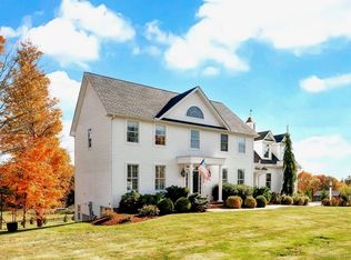1510 Hill St, Suffield, CT 06078