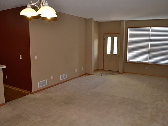 3rd image of 5109 Oriole Dr