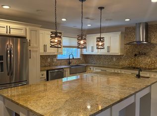 538 Country Greens Dr, Jonesboro, GA 30238