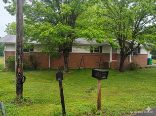 141 N Cherry St, Tunnel Hill, GA 30755