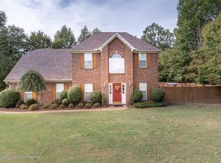 3290 Laurelbrook Cir, Nesbit, MS 38651