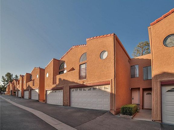 3rd image of 5291 Colodny Dr Unit 9