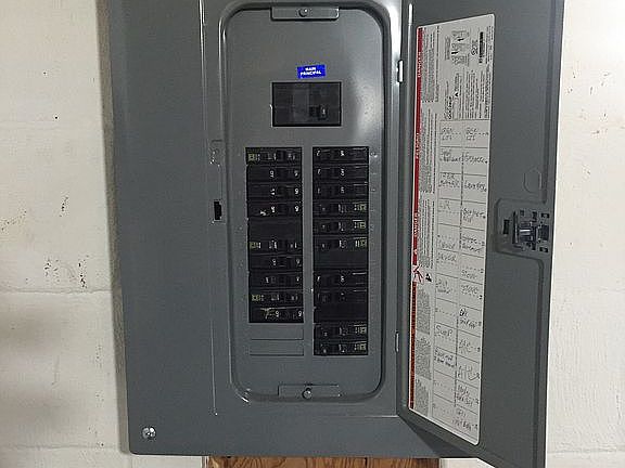 4th image of 1535 Fromm Dr