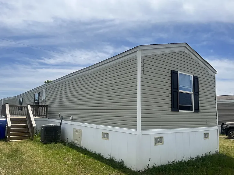 1151 Hunters Mountain Pkwy — Photo 2
