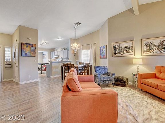4th image of 1628 Royal Palm Dr