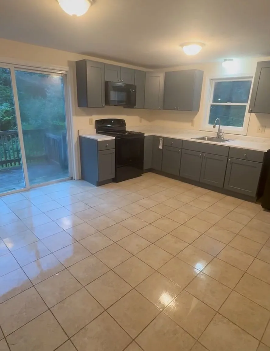 Welcome Home to Hudson Ridge! — Photo 3