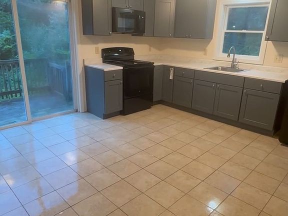 3rd image of 2-28 Dugout Rd