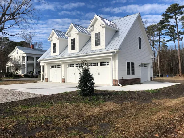 127 Country Club Dr, Edenton, NC 27932
