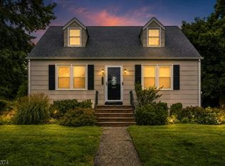 372 S Union Ave, Cranford, NJ 07016
