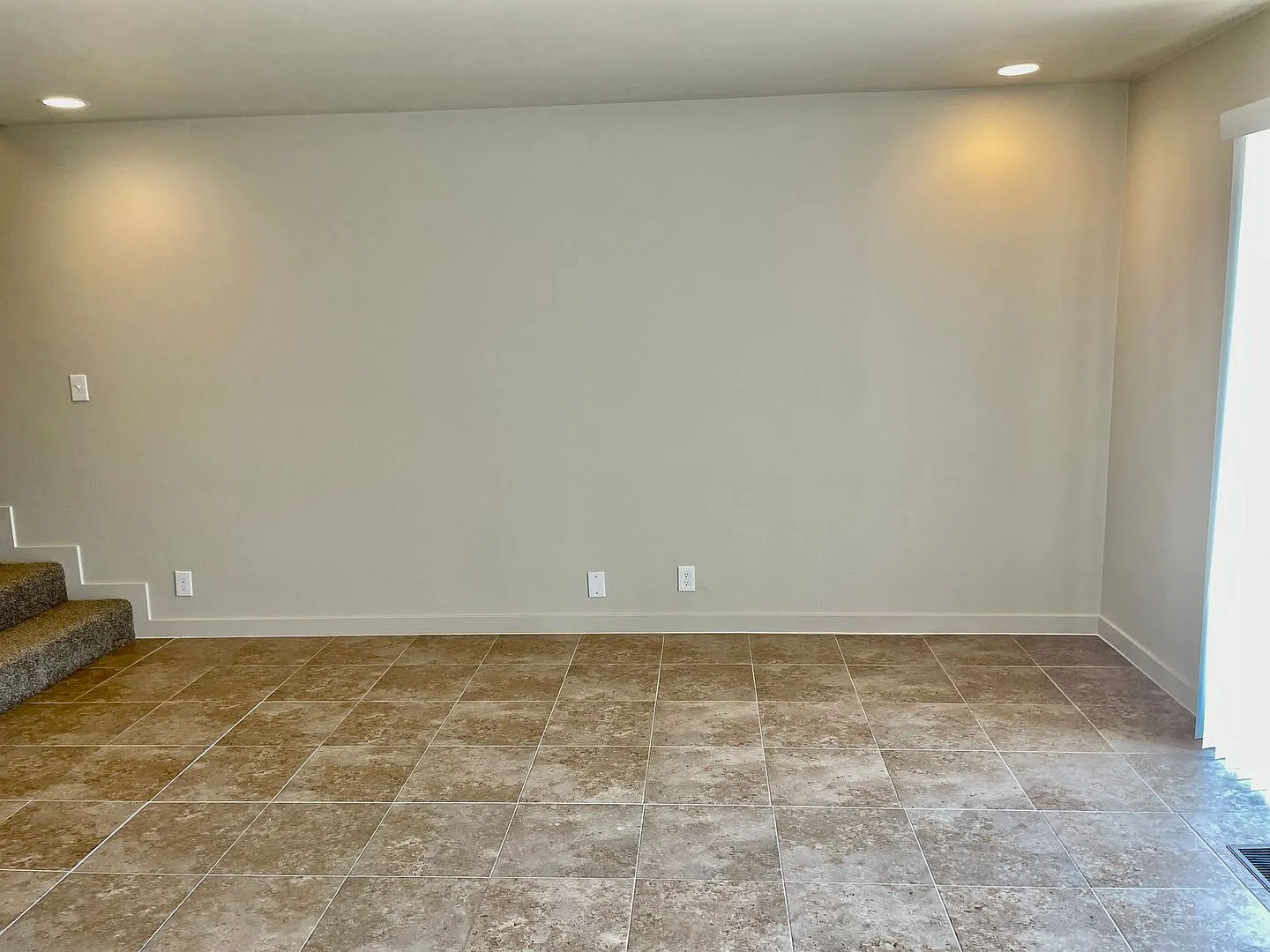 Fully Remodeled 3-BR, 3-BA Townhome with Kitchenette in Basement — Photo 4