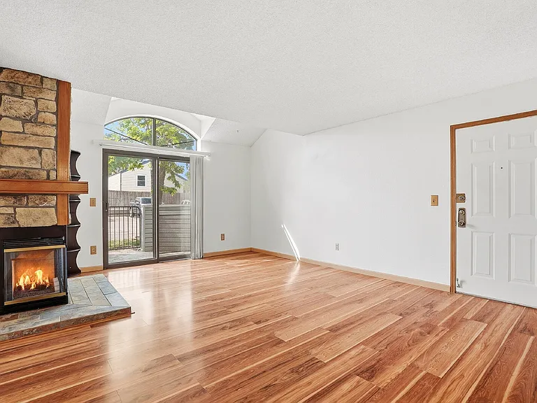 931 S Zeno Way #103 — Photo 6