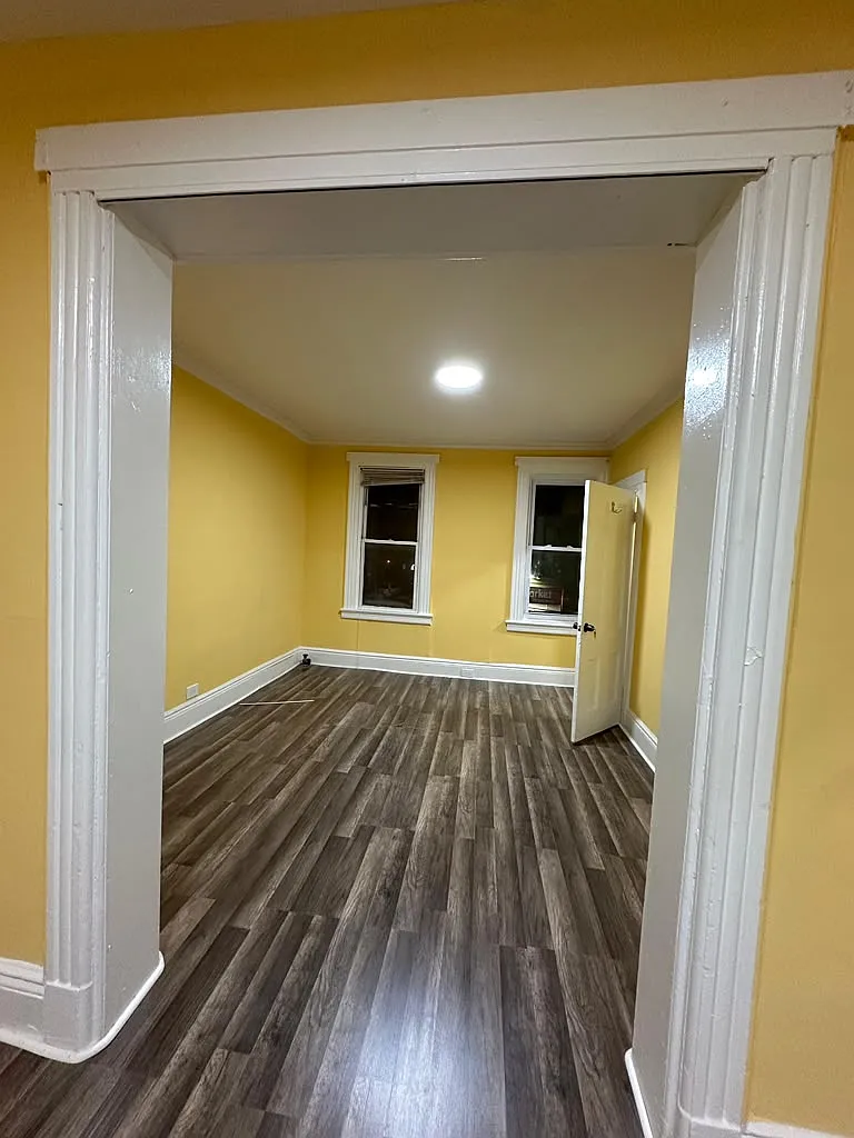 2 bed, $3,000 — Photo 3