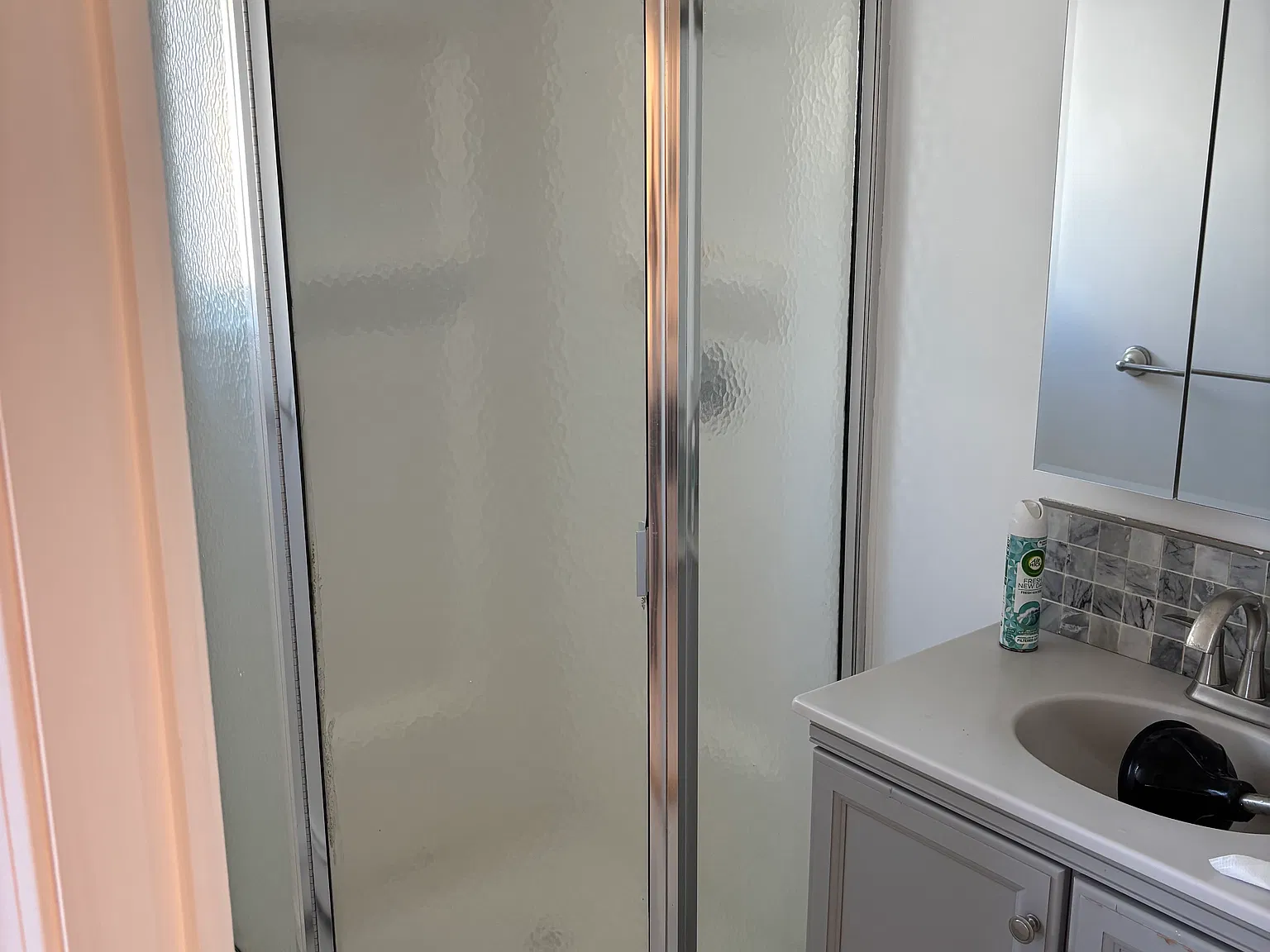 1 bed, $1,300 — Photo 4