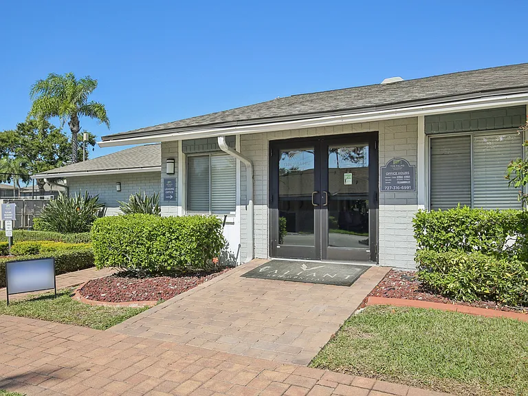 The Palms at Countryside Apartments — Photo 8