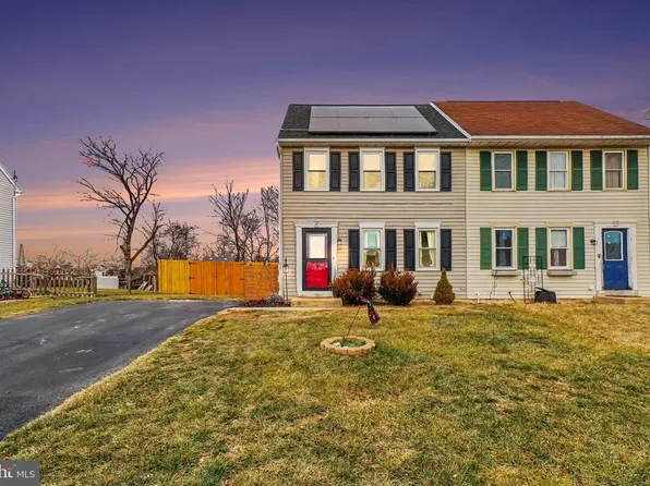 17 Pickford Dr, Lancaster, PA 17603