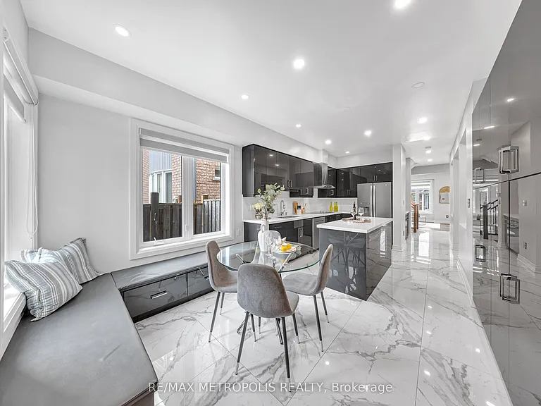 10 Snowcreek St — Photo 16