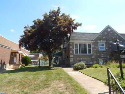 8831 Bradford St, Philadelphia, PA, 19115