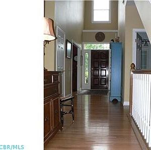 3rd image of 3907 Tarrington Ln