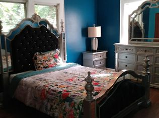 6410 James B Rivers Memorial Dr, Stone Mountain, GA 30083