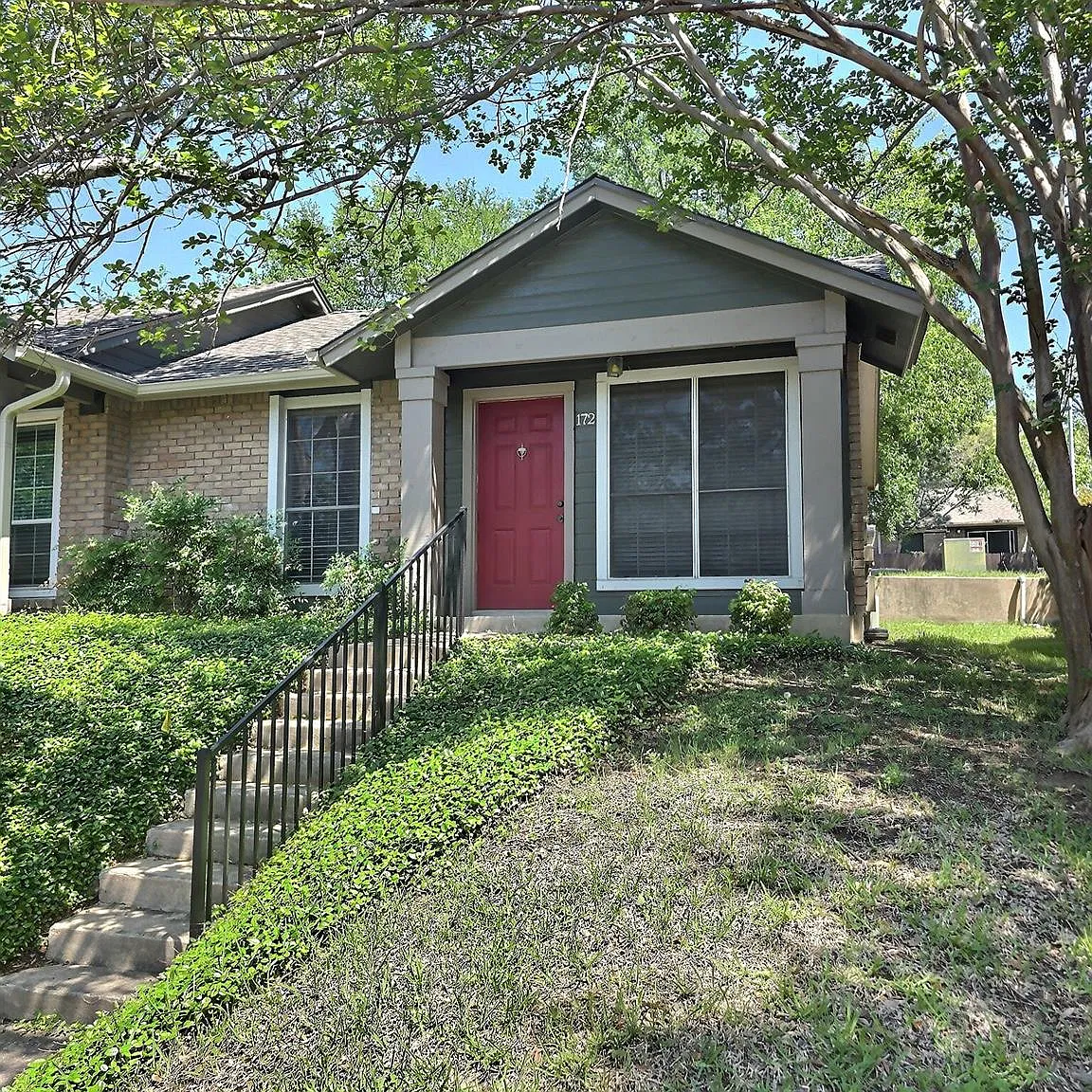 1 bed, 1.0 bath, 565 sqft, $1,600 — Photo 1