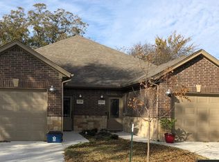 124 Del Rio Ave UNIT A/B, Fort Worth, TX 76126