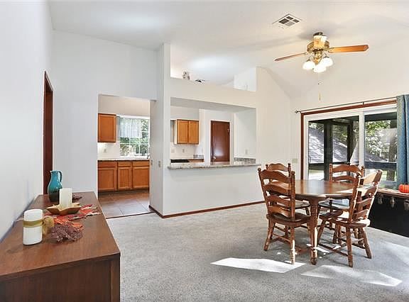 4th image of 801 Canary Pine Ct